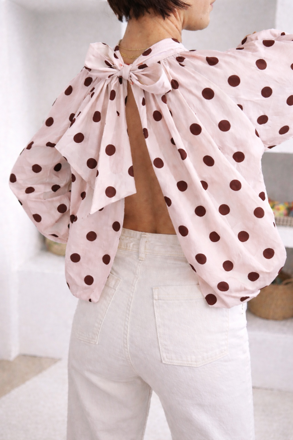 BLOUSES & CHEMISES