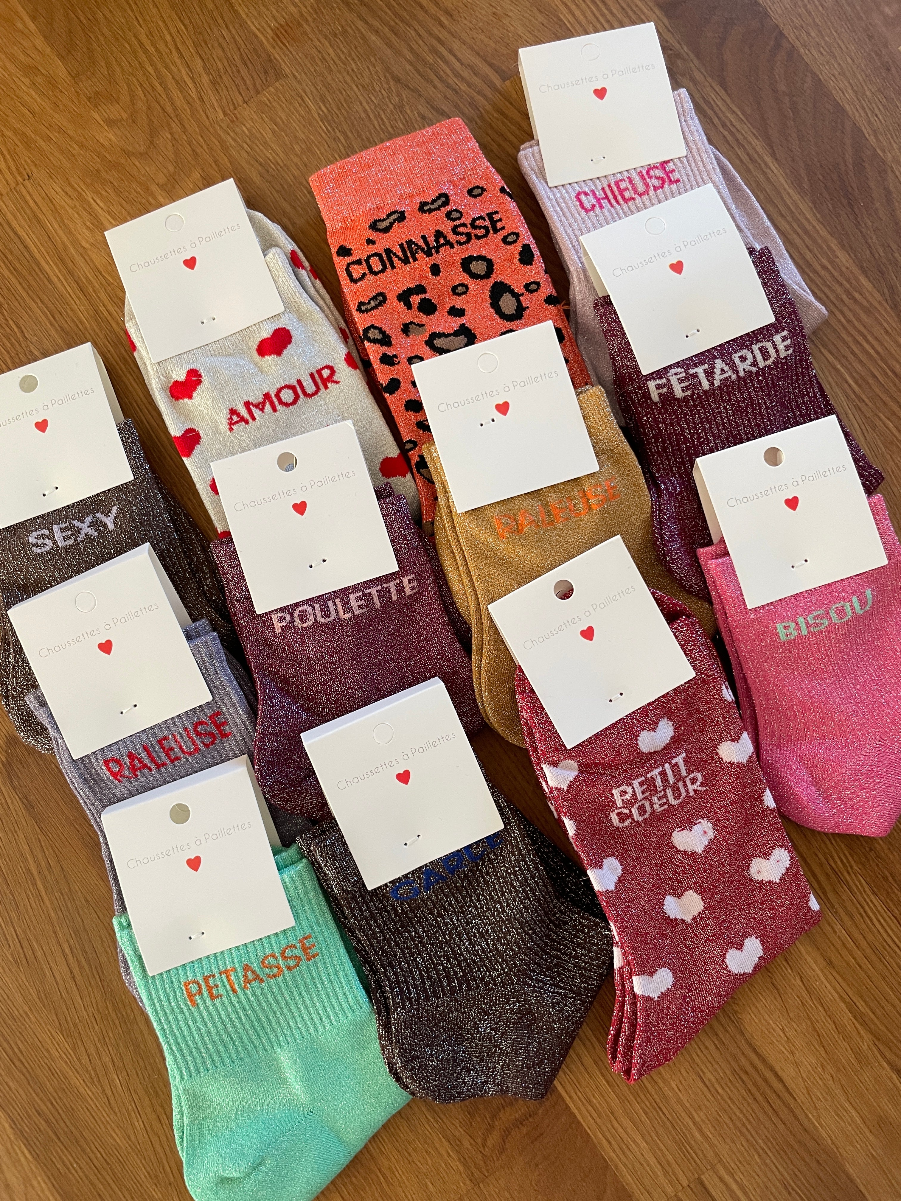 CHAUSSETTES À MESSAGE