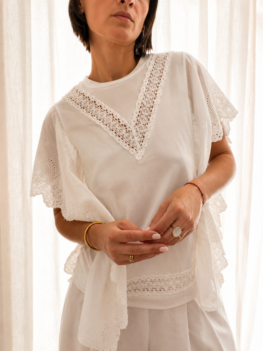 T-SHIRT LEONIE