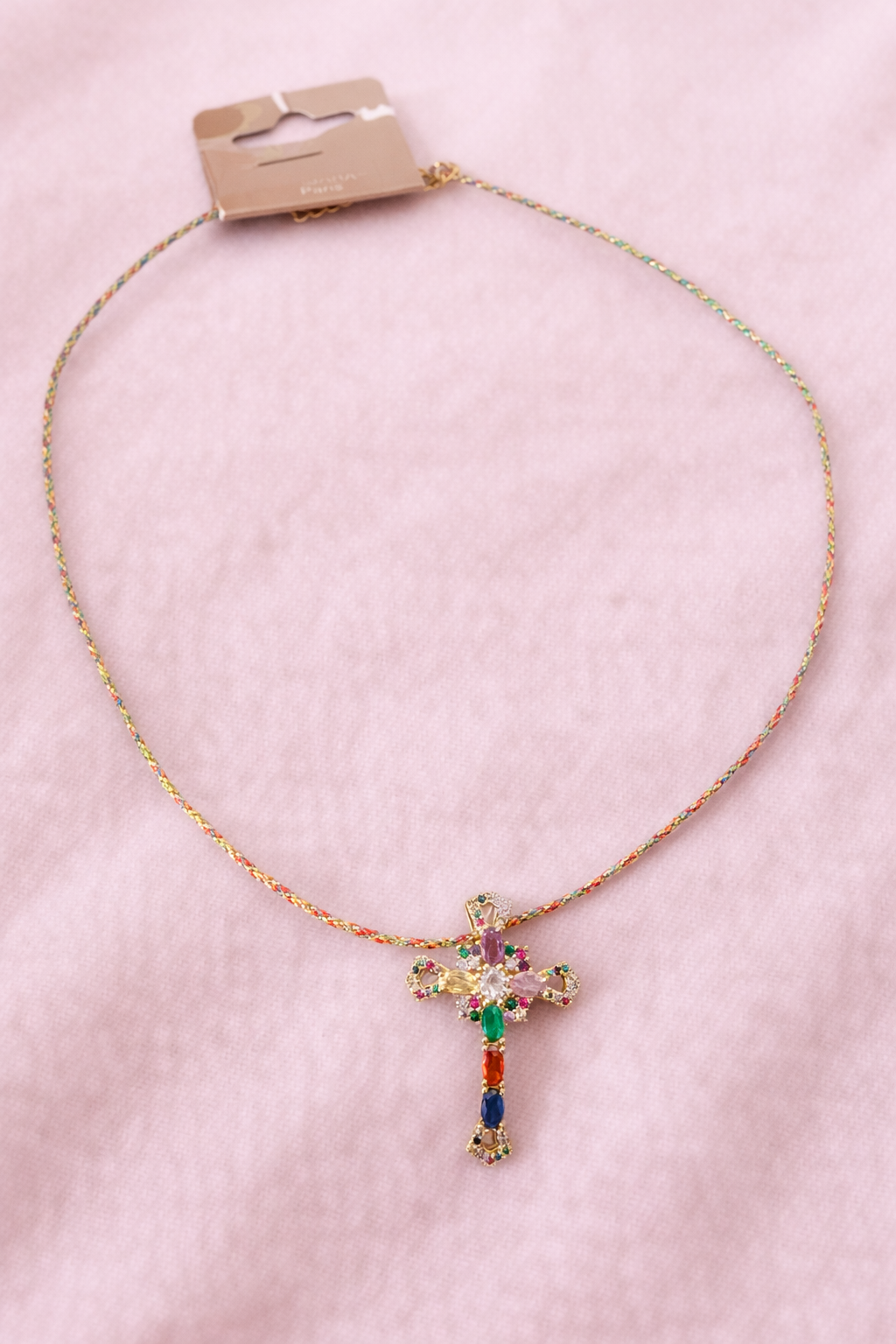 COLLIERS PIERRES CROIX