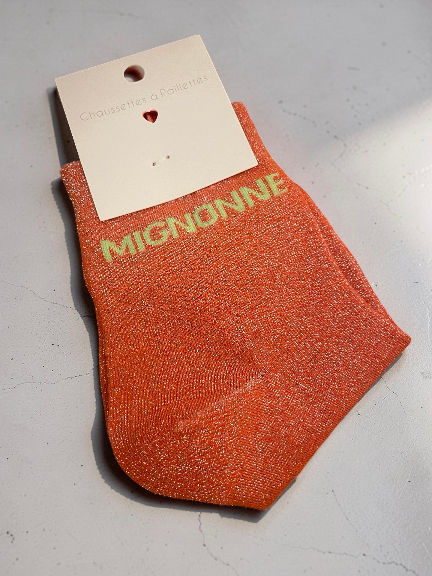 CHAUSSETTES À MESSAGE