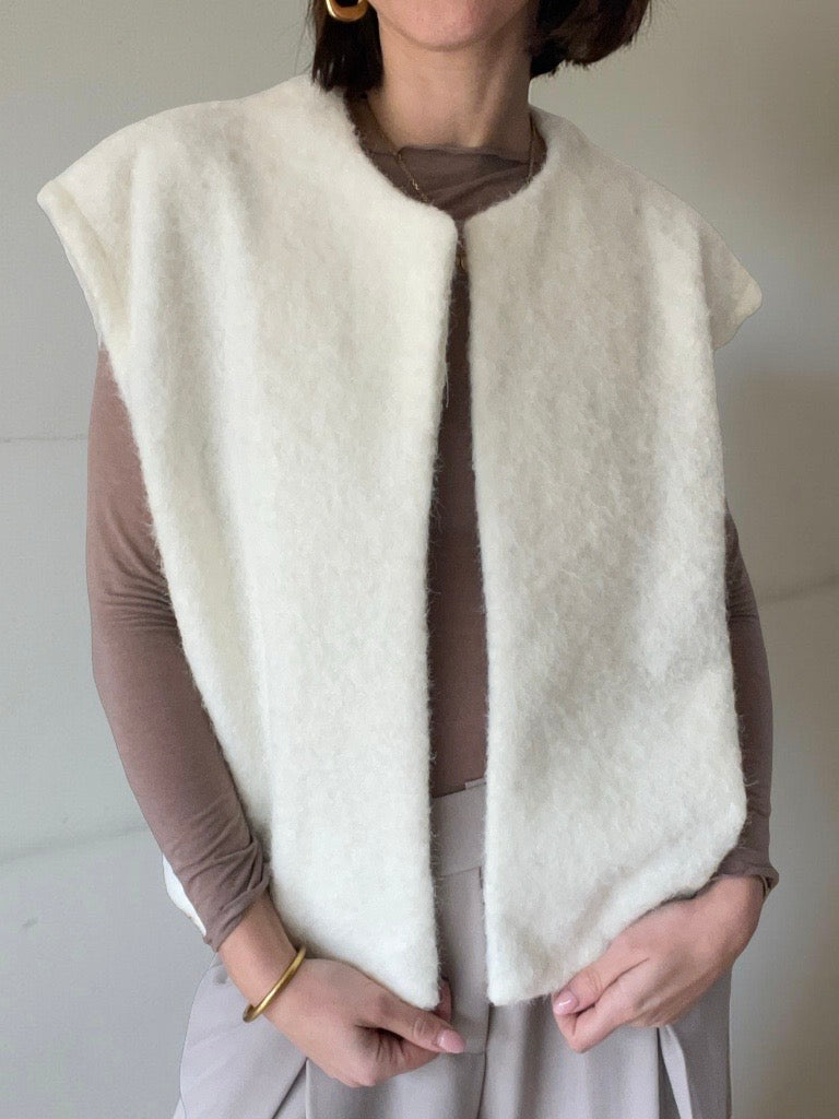 GILET SANS MANCHES CLÉA