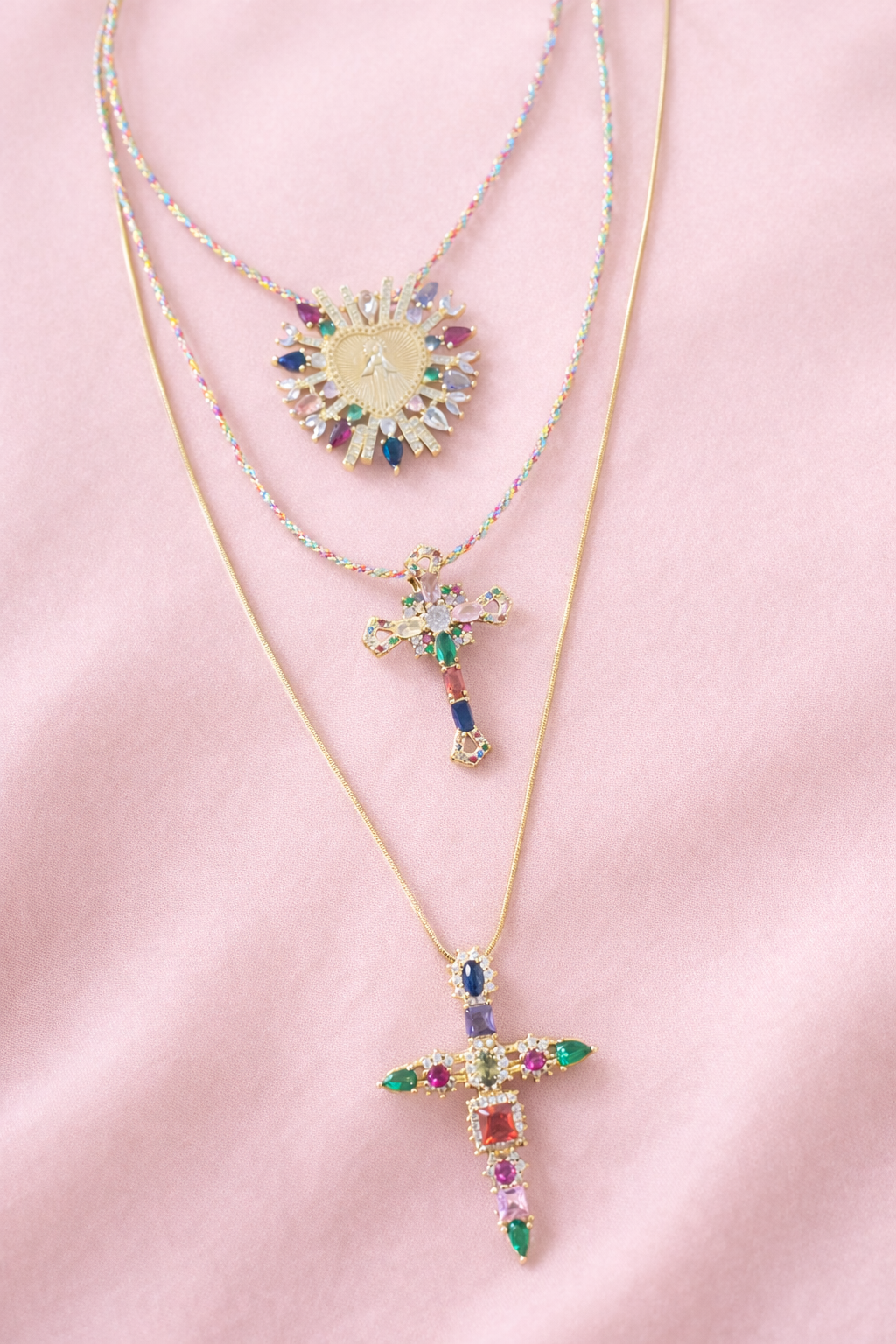 COLLIERS PIERRES CROIX