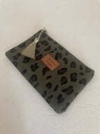 Petite Pochette