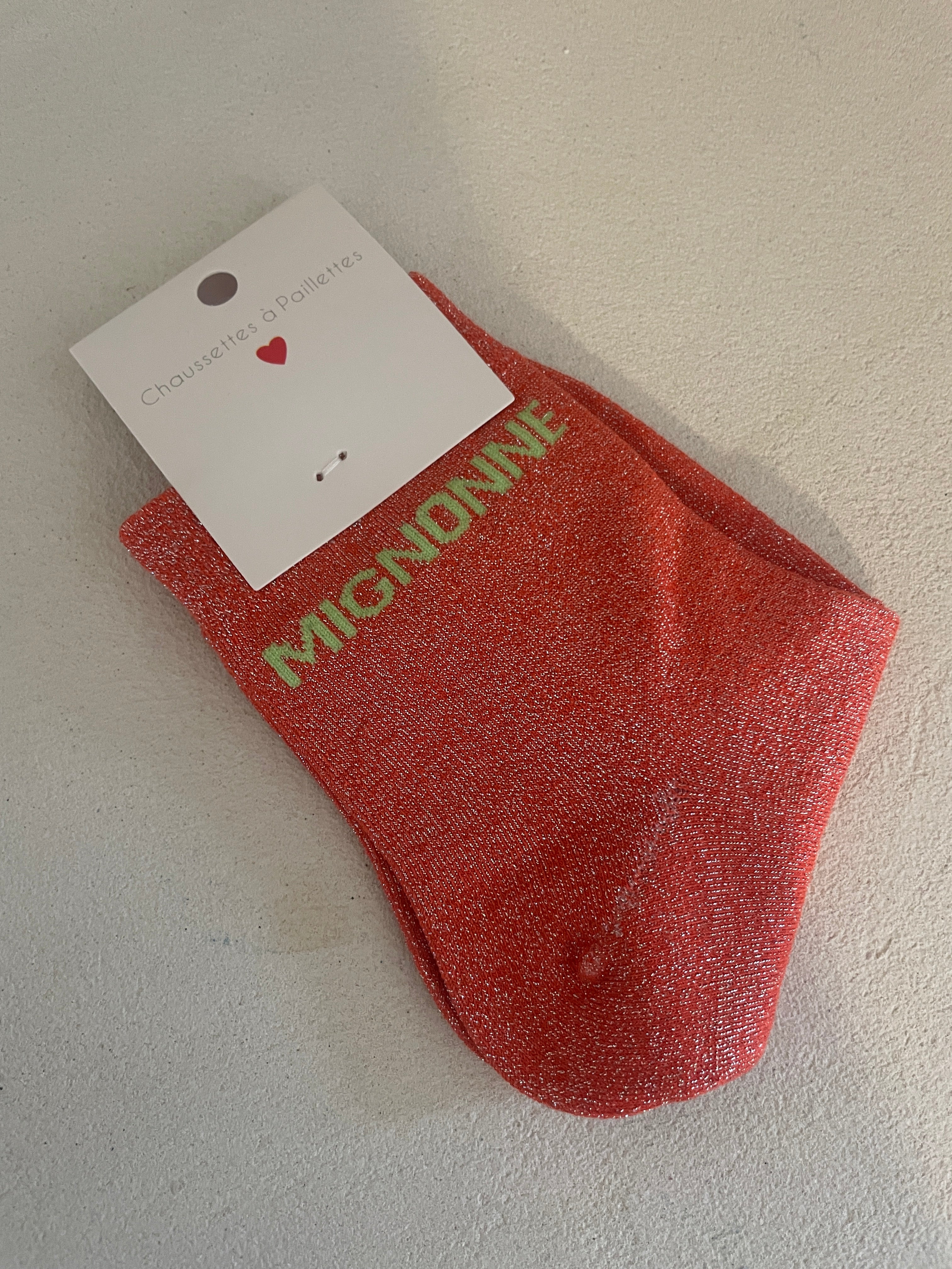 CHAUSSETTES À MESSAGE