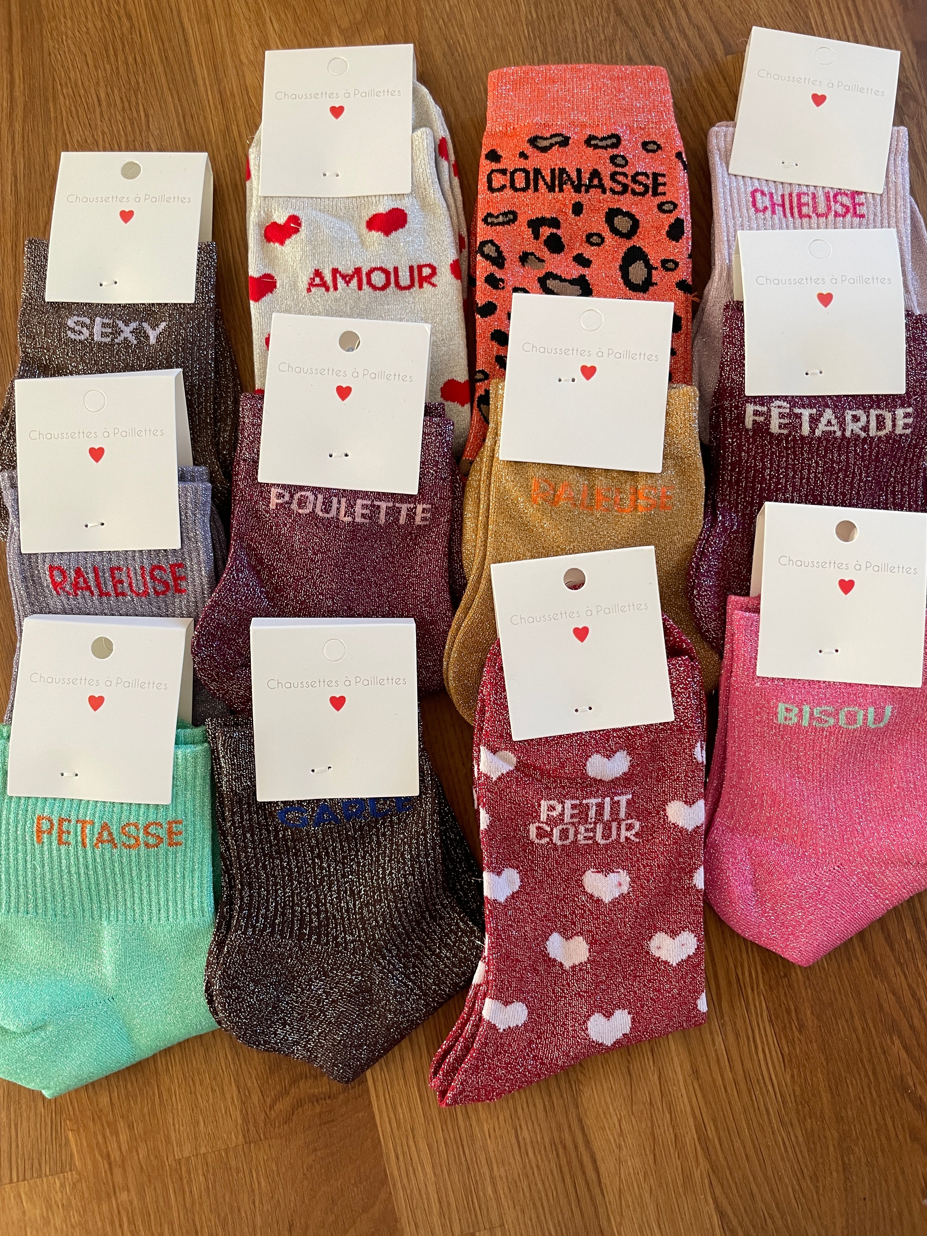 CHAUSSETTES À MESSAGE